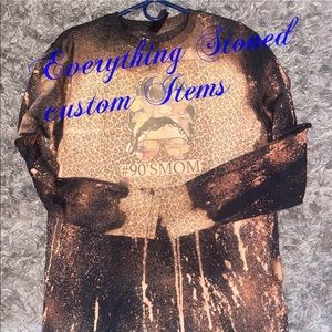 Distressed 90s mom shirt